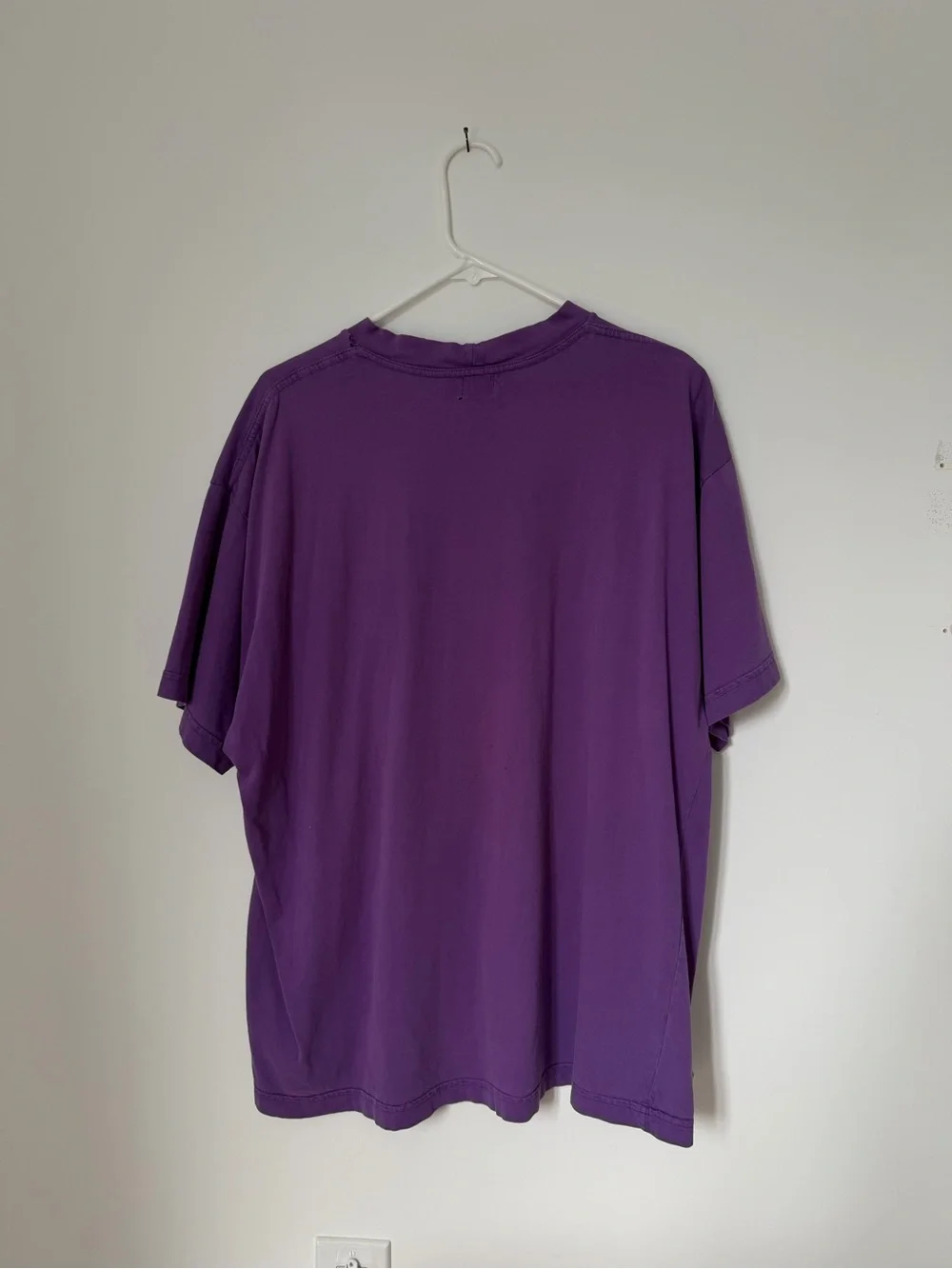 Vintage Guess Tee Purple Lifeguard Logo Size Large - Picture 4 of 5